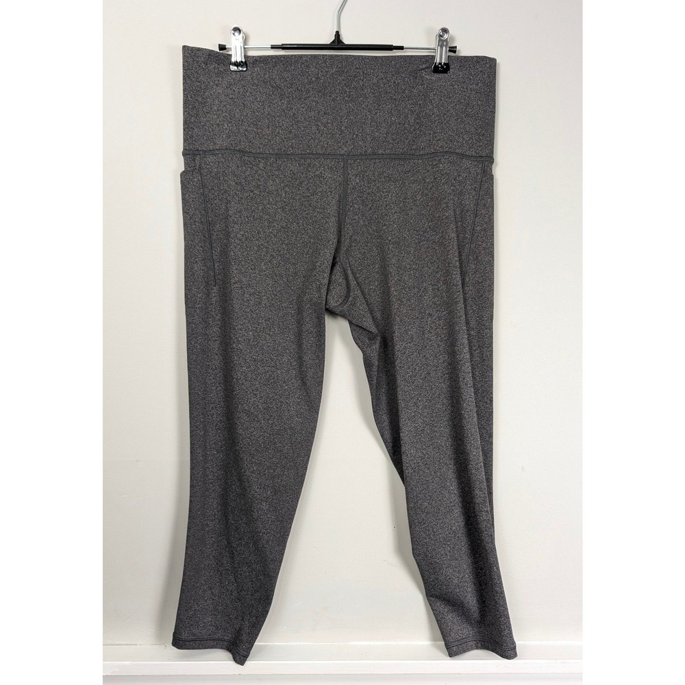 Athleta Salutation Stash Pocket II 7/8 Tight Workout Leggings Crop Capri Grey 1X